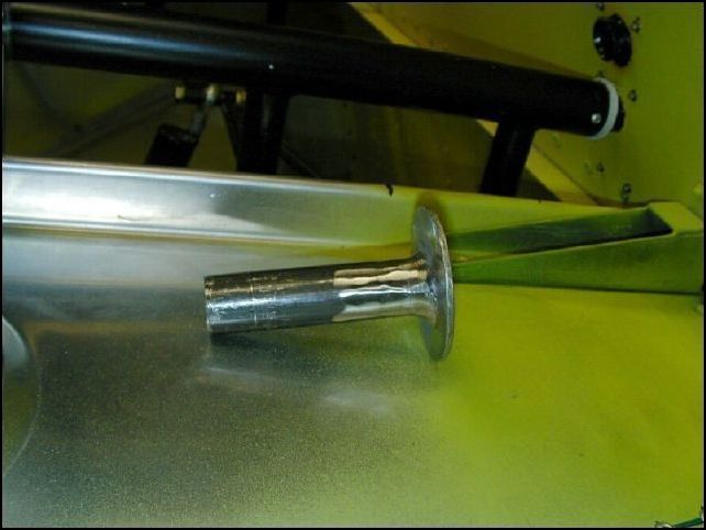 I want to make a fith firewall engine mount so I welded a large washer to the end of a short piece of tube.  The one I made is perfect for an AN8 bolt.  