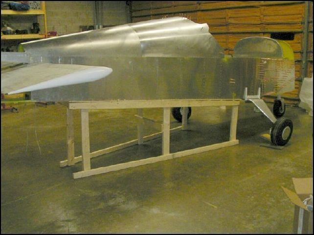 another image of the tail support